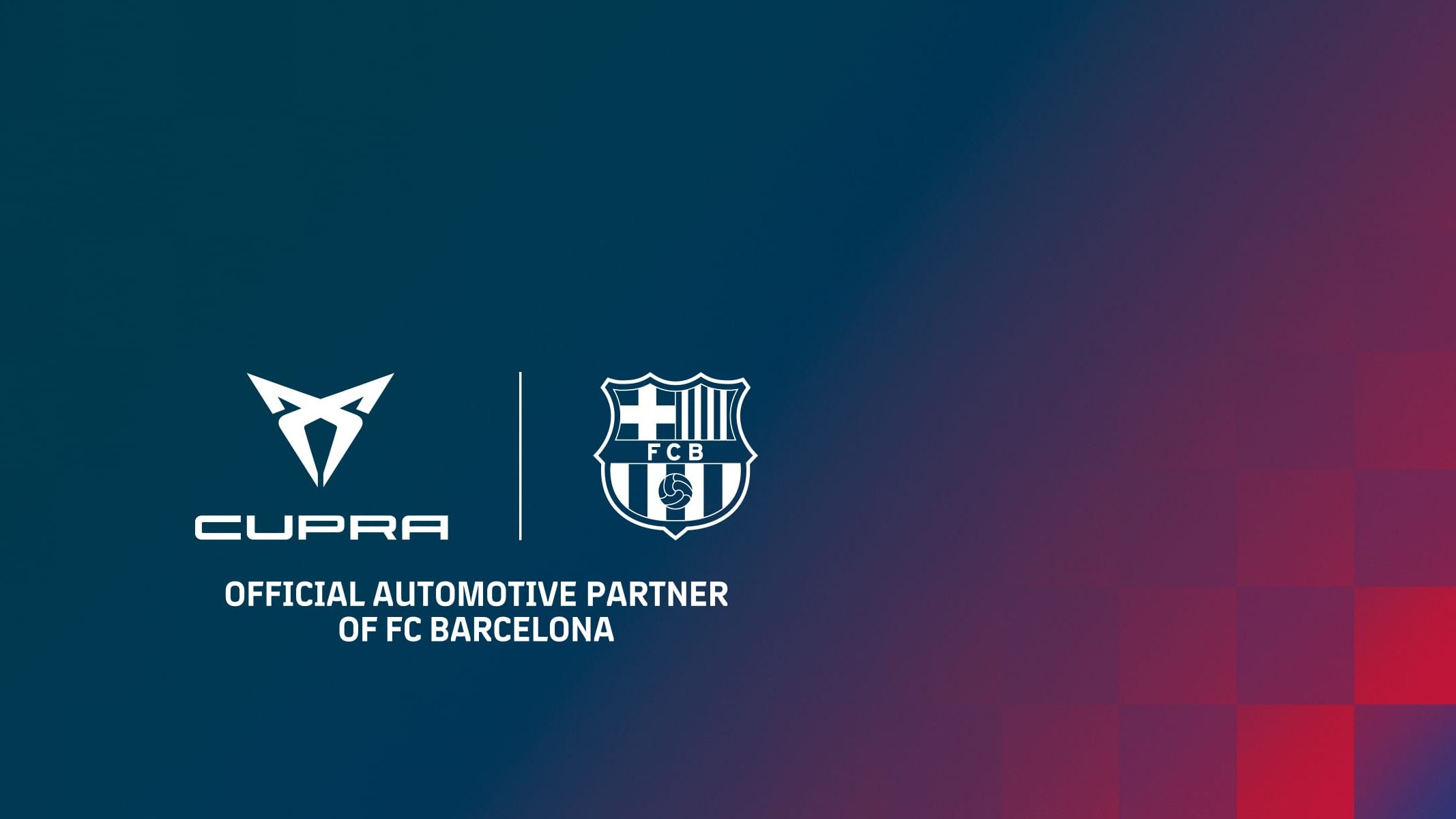 Temno modro ozadje z logotipoma znamke CUPRA in nogometnega kluba FC Barcelona ter napisom: URADNI AVTOMOBILSKI PARTNER FC BARCELONA.