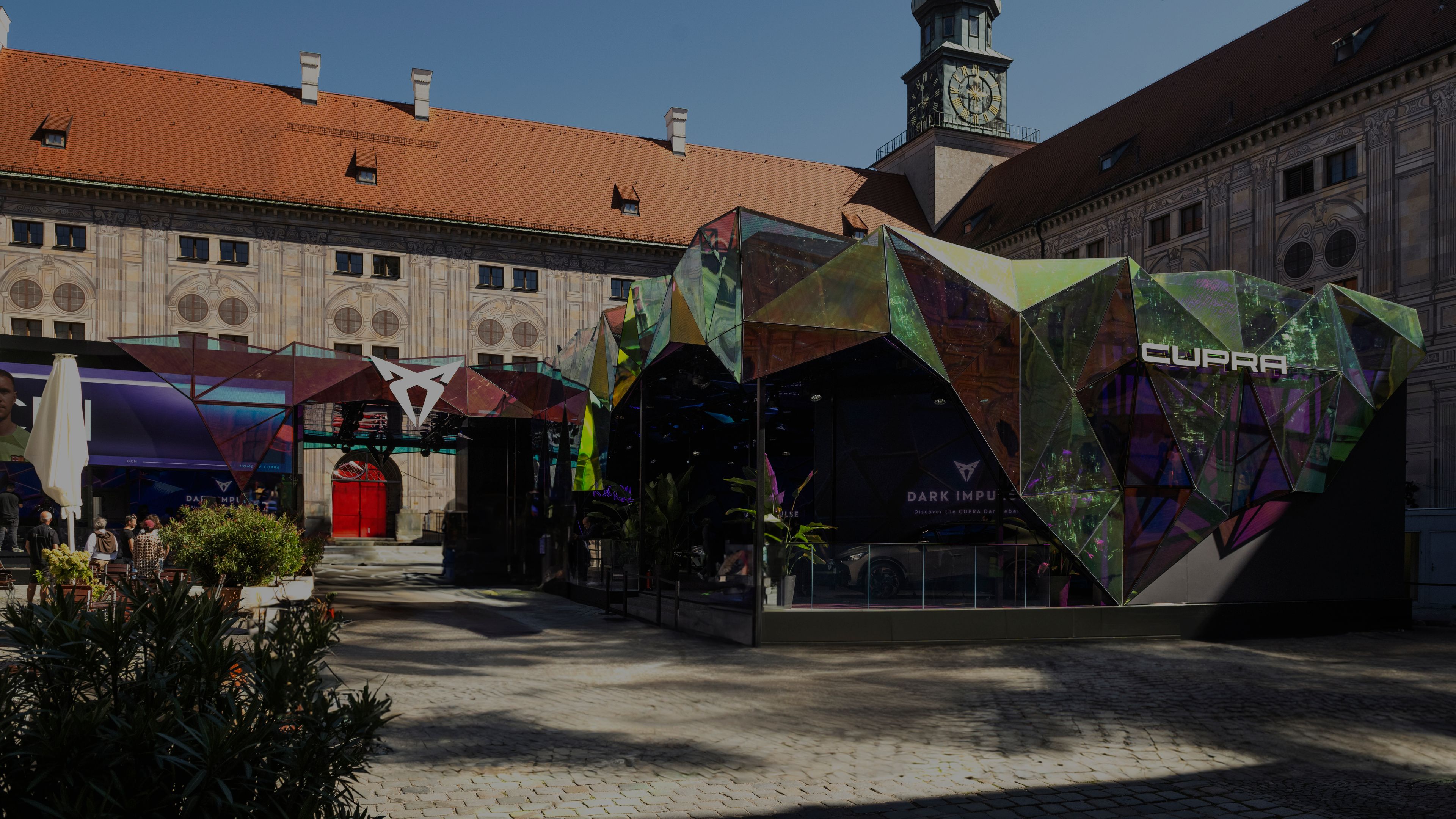 Eurostars 2023 - CUPRA javnosti predstavlja koncept DarkRebel po rekordnih rezultatih dobav.