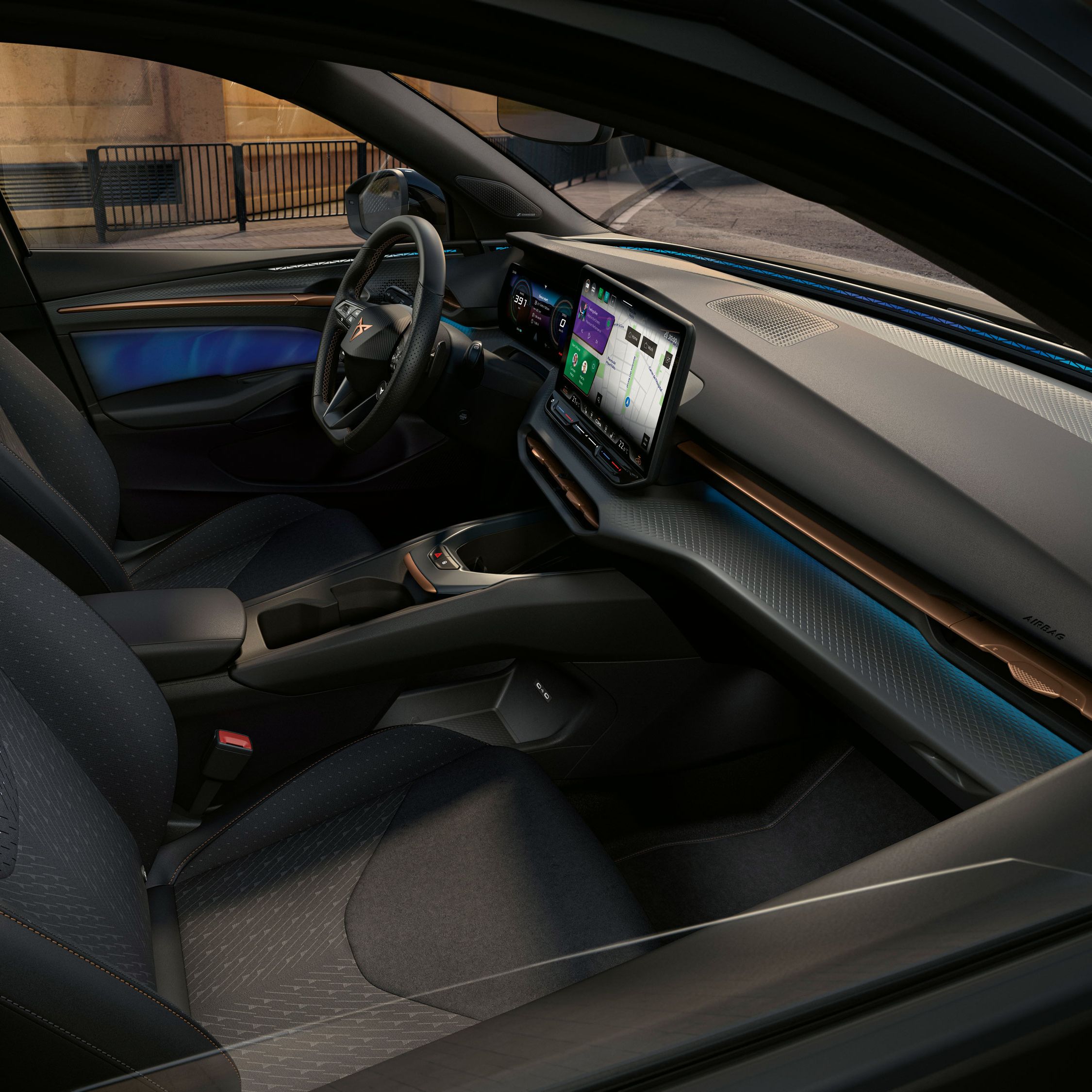 Pogled v notranjost CUPRA Ravala 