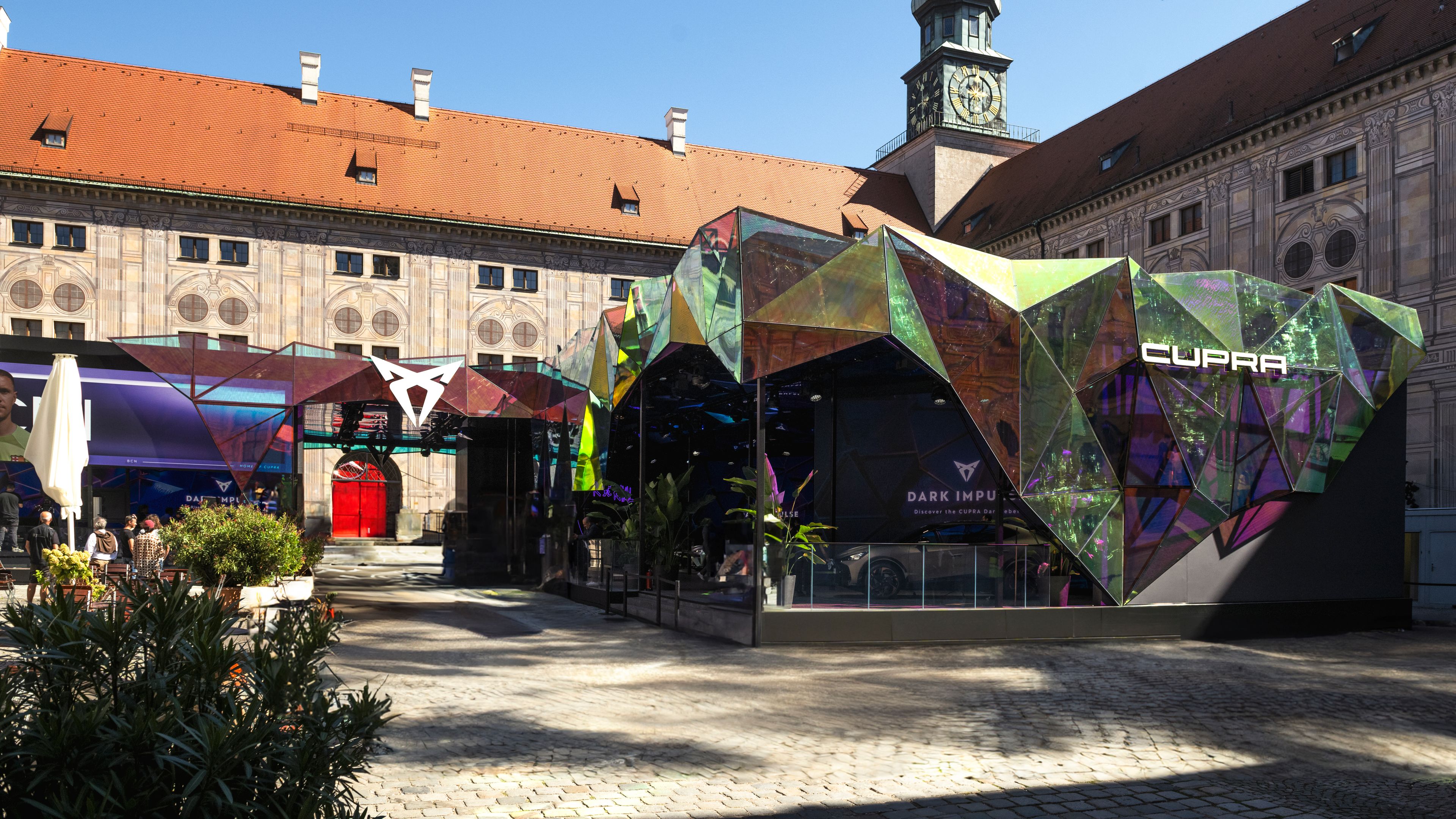 CUPRA javnosti predstavlja koncept DarkRebel po rekordnih rezultatih dobav.